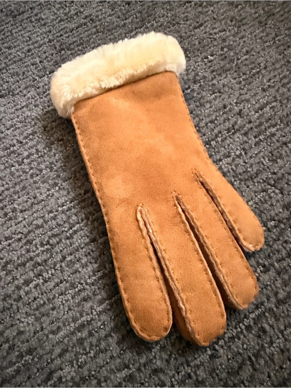 UGG Tan Shearling Leather Glove - LEFT HAND ONLY